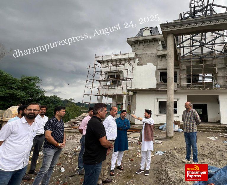 अनुराग सिंह ठाकुर ने निर्माणाधीन भाजपा कार्यालय का औचक निरीक्षण किया