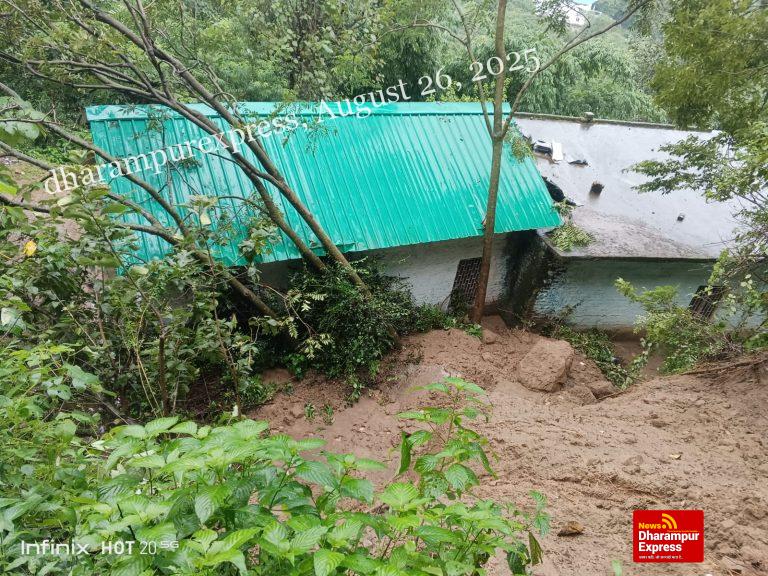 हमीरपुर जिले में 164 करोड़ पार कर गया नुक्सान का आंकड़ा