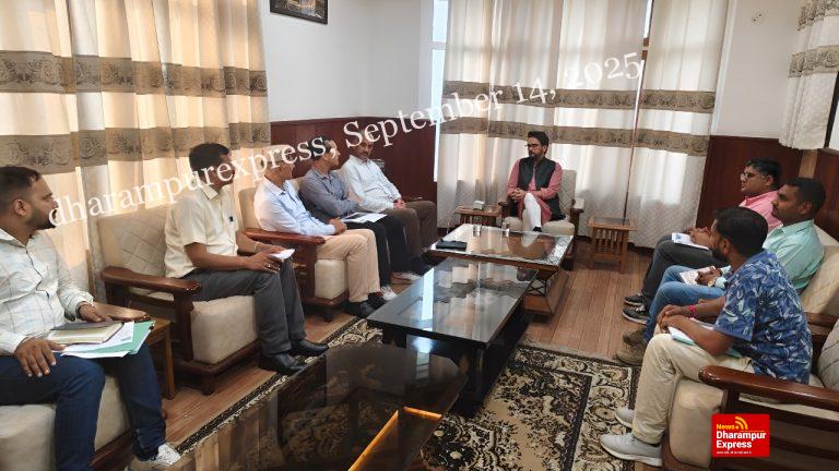 अनुराग सिंह ठाकुर समीरपुर में एनएचएआई अधिकारियों के साथ की महत्वपूर्ण समीक्षा बैठक