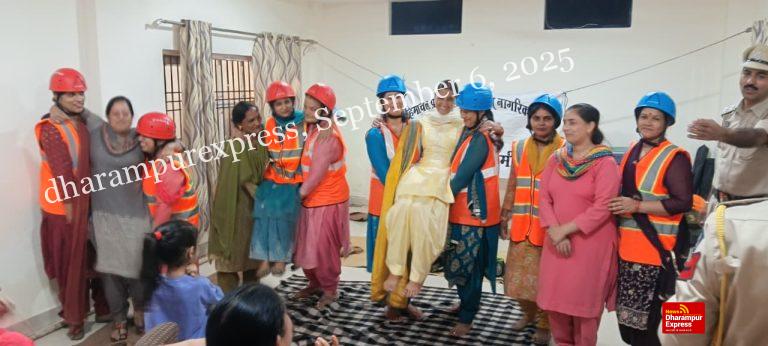 फील्ड कर्मचारियों और वॉलटियरों को करवाया बचाव कार्यों का अभ्यास