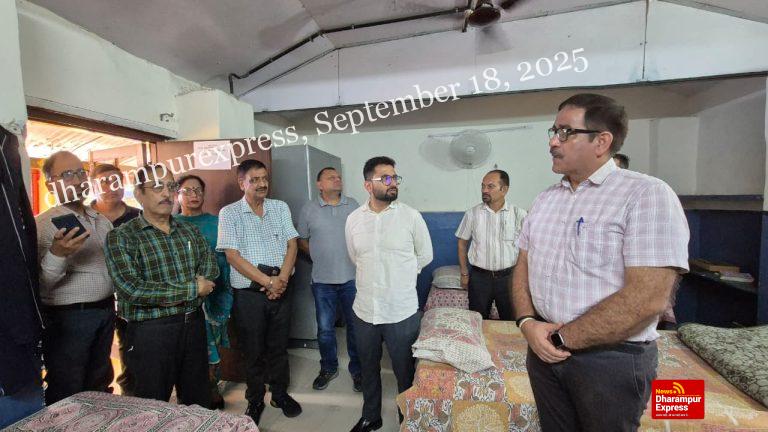 एडीसी अभिषेक गर्ग की अध्यक्षता में समिति ने किया बाल आश्रम का निरीक्षण