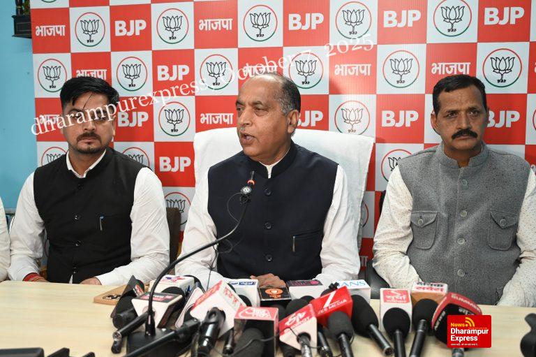 सुक्खू सरकार अब बच्चियों पर मुकदमे दर्ज करने पर उतारू : जयराम ठाकुर