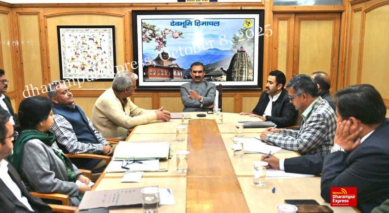 मुख्यमंत्री ने पूर्व मुख्यमंत्री वीरभद्र सिंह की प्रतिमा अनावरण कार्यक्रम की समीक्षा की