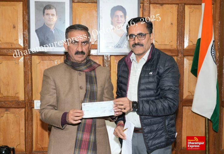 कांग्रेस नेता ने अपने क्षेत्र में तीन सीबीएसई स्कूलों की मांग की