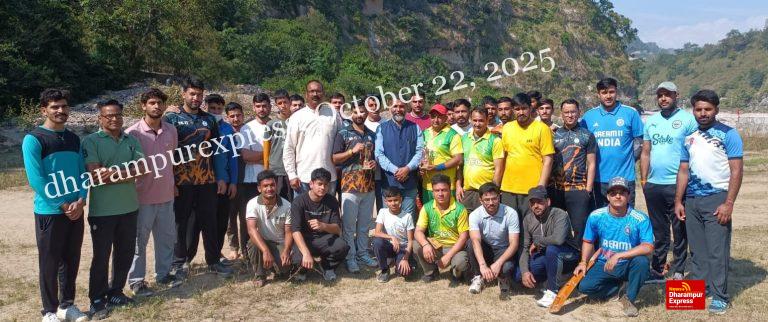 असामाजिक तत्वों से दूर, खेल मैदान के समीप रहें युवा : नरेंद्र अत्री