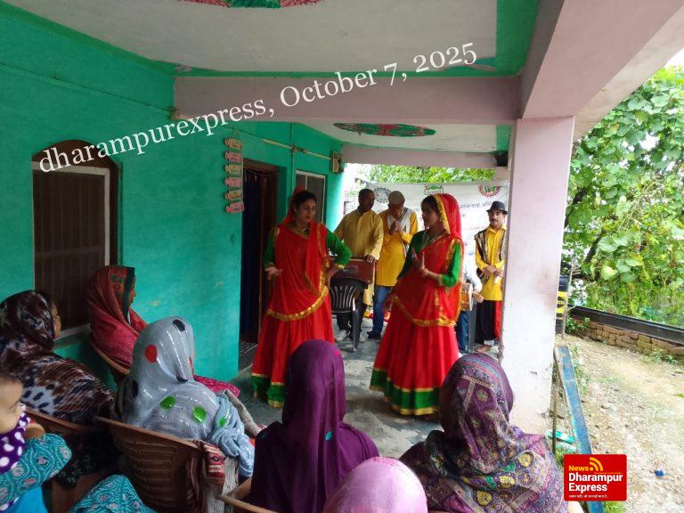 गीत-संगीत एवं नाटक से दिया आपदा से बचाव और नशा निवारण का संदेश