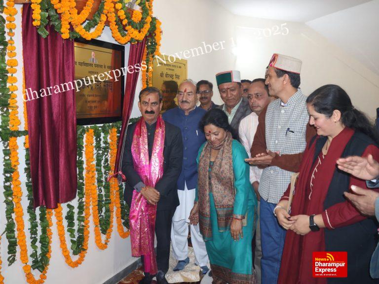 मुख्यमंत्री ने जिला मंडी में 13.14 करोड़ की लागत से बने राजकीय महाविद्यालय पनारसा के भवन का लोकार्पण किया