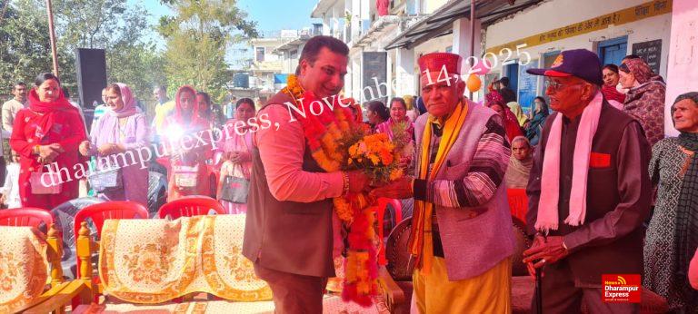 चमनेड स्कूल में वार्षिक पारितोषिक समारोह उत्सवपूर्ण माहौल में सम्पन्न