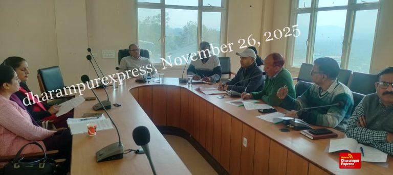 नशे को रोकने के लिए बच्चों के अभिभावकों को भी करें जागरुक