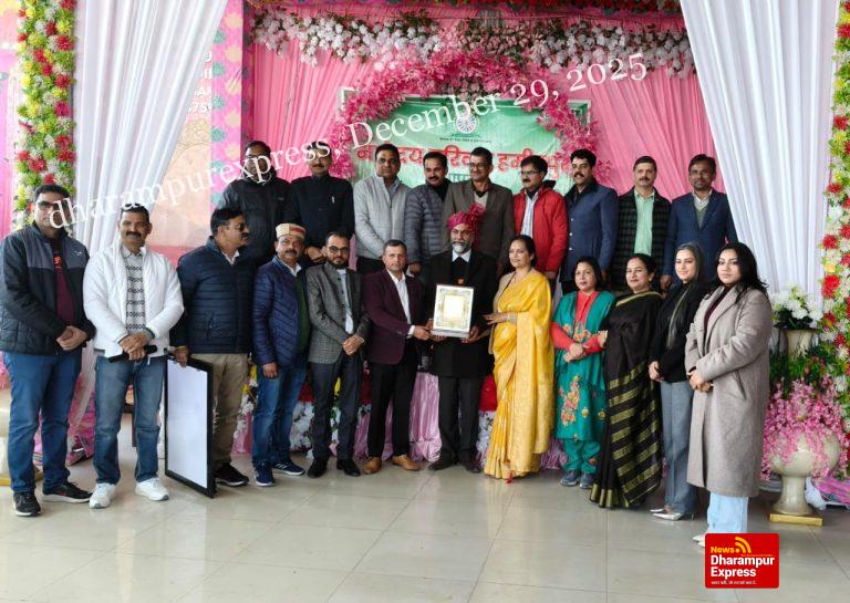 गुरूजनों के सम्मान में देश भर से जेएनवी तरकवाड़ी के पूर्व छात्र डिडवीं पहुंचे