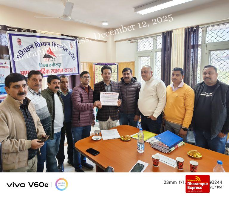 पहले राहवीर बने रविन्द्र डोगरा , राहवीर सम्मान देकर किया सम्मानित 