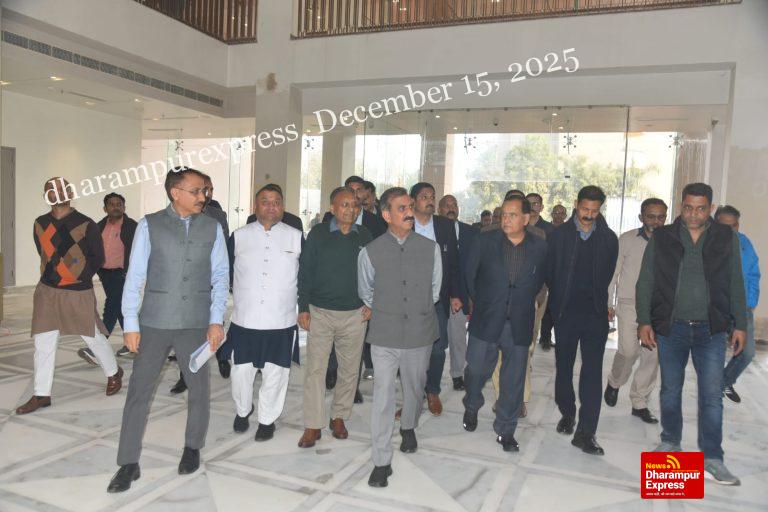 मुख्यमंत्री ने हिमाचल निकेतन के निर्माण कार्य का निरीक्षण किया