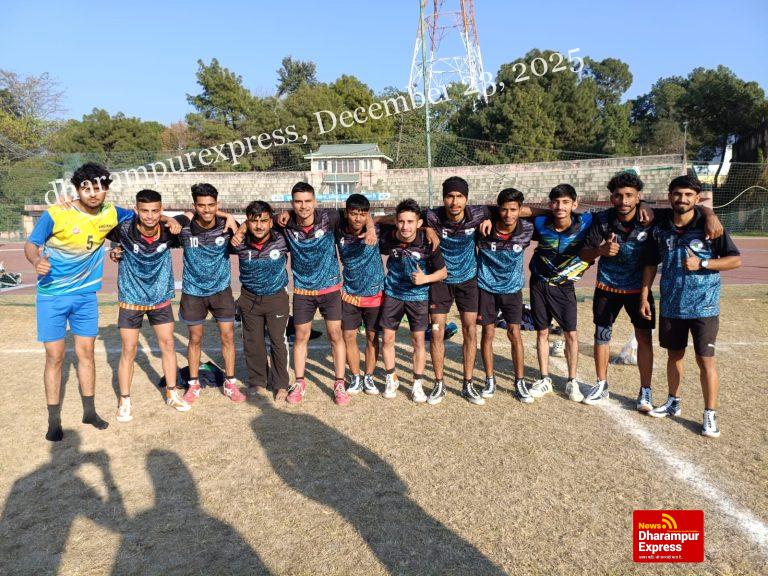 खो खो प्रतियोगिता के दूसरे दिन खेले गए दो सेमीफाइनल मुकाबले