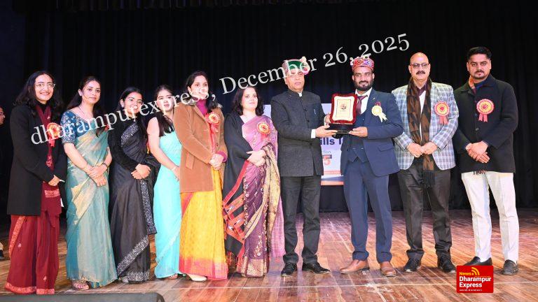 स्वास्थ्य सुविधाएं लोगों की जिंदगी से जुड़ी हैं इसे हल्के में ना ले सरकार : जय राम ठाकुर