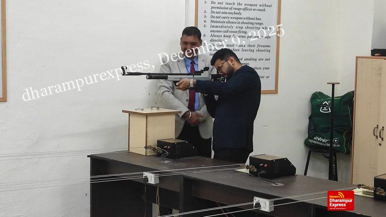 एडीसी अभिषेक गर्ग ने किया शूटिंग रेंज का निरीक्षण