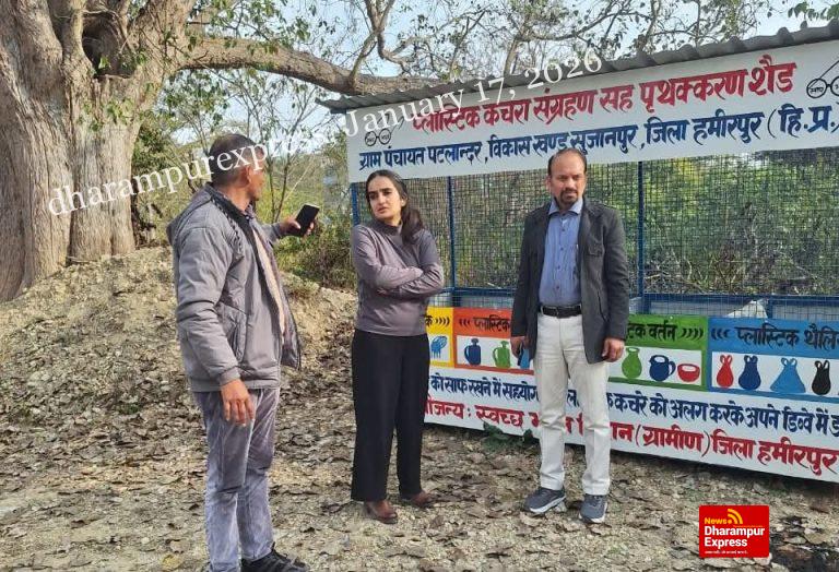 डीसी गंधर्वा राठौड़ ने सुजानपुर की पंचायतों का दौरा करके विकास कार्यों का लिया जायजा