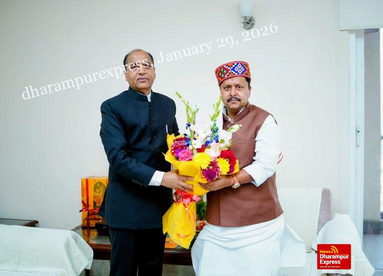 भाजपा के राष्ट्रीय अध्यक्ष नितिन नबीन से पूर्व मुख्यमंत्री जयराम ठाकुर ने की शिष्टाचार भेंट