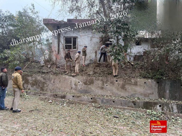 पुलिस थाने के नजदीक हुए धमाके से दहल उठा इलाका
