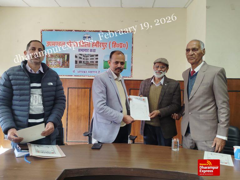 रैडक्रॉस से जुड़ें अधिक से अधिक लोग, एसडीएम ने की अपील