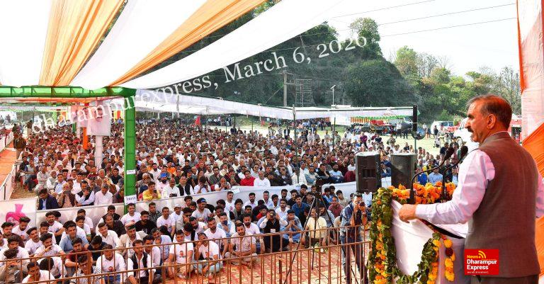 मुख्यमंत्री ने बल्ह विधानसभा क्षेत्र के दियाड़गी में 60 करोड़ रुपये की 14 परियोजनाएं की लोगों को समर्पित 