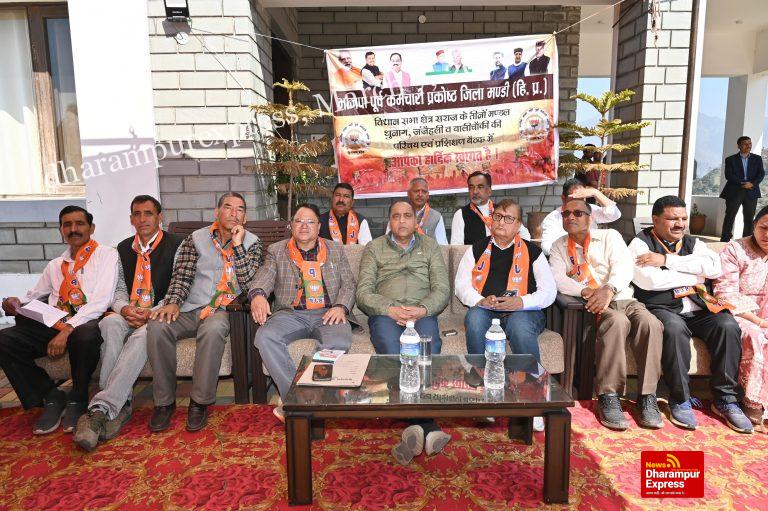 सार्वजनिक मंचों से मंडी की जनभावनाओं को गाली दे रहे मुख्यमंत्री : जयराम ठाकुर