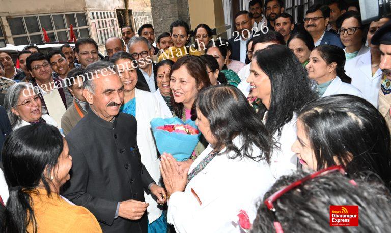 स्टाफ नर्सों को उच्च शिक्षा के दौरान मिलेगा पूरा वेतनः मुख्यमंत्री