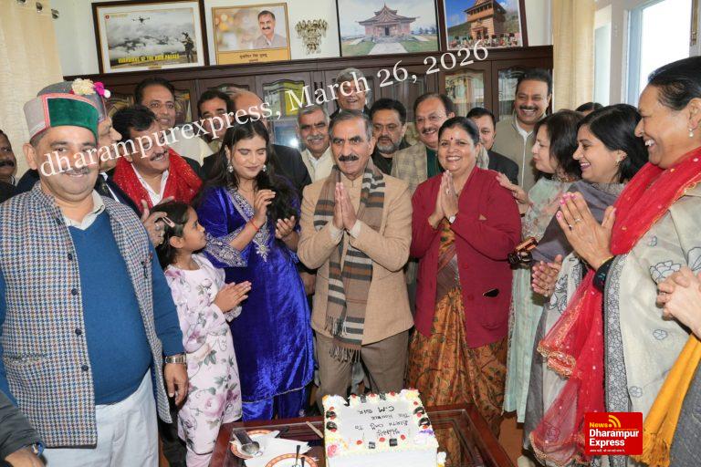 मुख्यमंत्री ने प्रदेशवासियों के साथ मनाया 62वां जन्मदिवस 