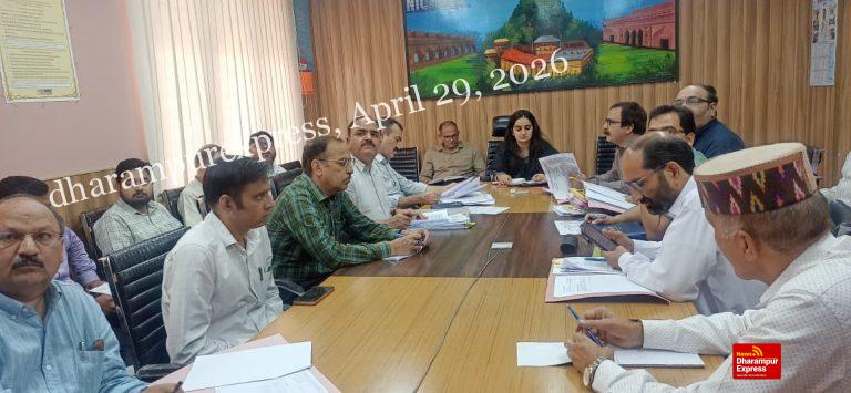 सड़क दुर्घटनाओं की आशंका वाले ब्लैक स्पॉट्स को करें दुरुस्त