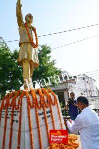 मुख्यमंत्री ने राजीव गांधी की पुण्यतिथि पर श्रद्धांजलि अर्पित की